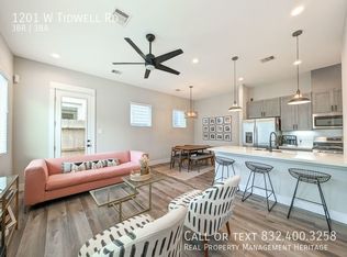 1201 W Tidwell Rd, Houston, TX 77091