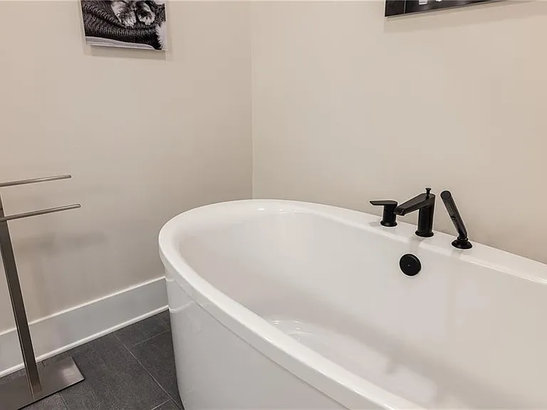 2722 Thornewilde Way — Photo 60