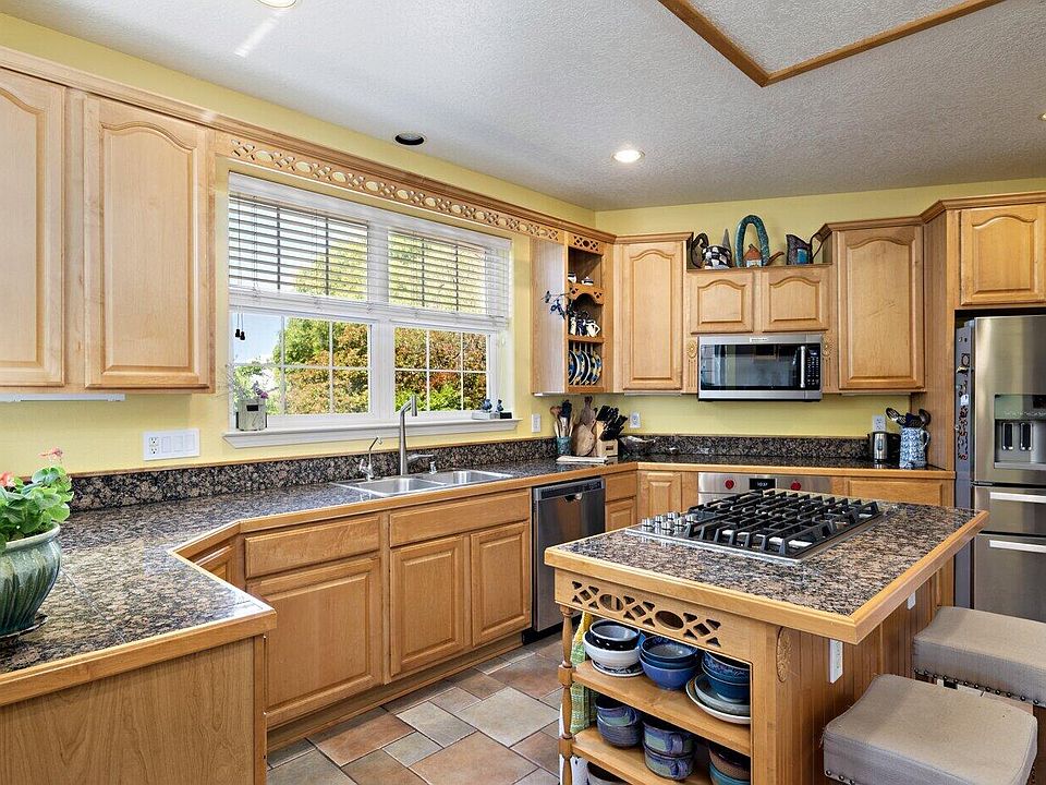 1st image of 12704 Calle Del Oso Pl NE