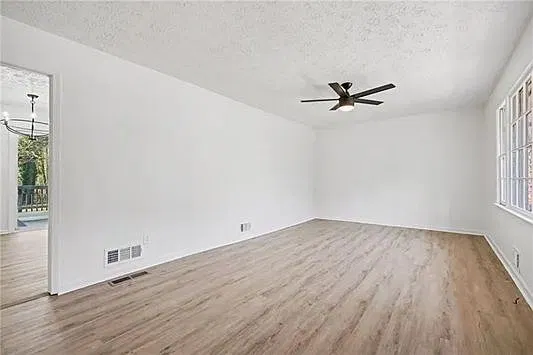 Fully Remodeled 3BR/2BA Home in Acworth, Etowah High District, $2,150/Month — Photo 3
