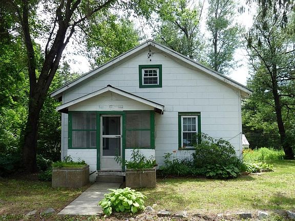 7 Hillside Ave.