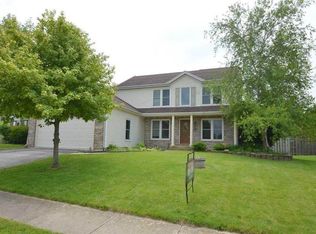 1656 Fox Field Dr, Belvidere, IL 61008