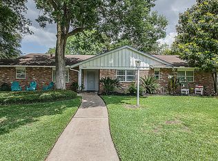 18603 Carriage Ct, Houston, TX 77058