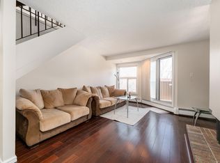 Garneau Mews, Edmonton, AB T6G 0V1