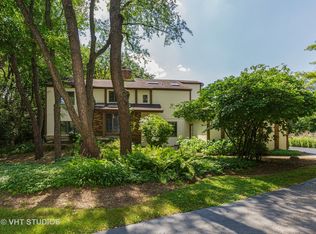 11N072 Johnstown Rd, Elgin, IL 60124