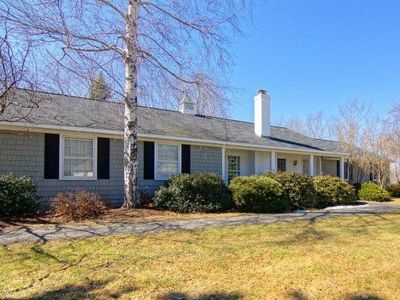 19 Juniper Rd, North Hampton, NH, 03862
