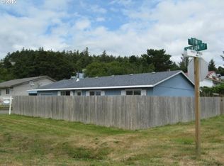 702 Jackson St, Port Orford, OR