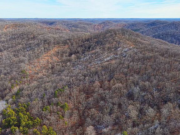 4th image of 789 Moats Hollow Rd