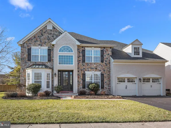 1101 Gallop Cir, New Hope, PA 18938