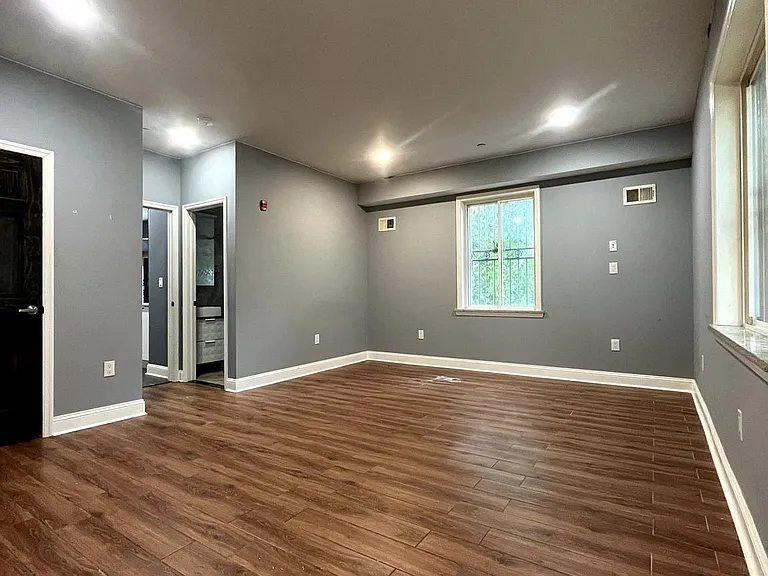 1306 N Carlisle St #8-1 — Photo 11