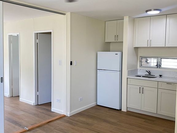 2nd image of 1420 Alapai St APT 206
