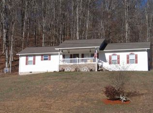 799 Gaps Chapel Rd, Sneedville, TN 37869