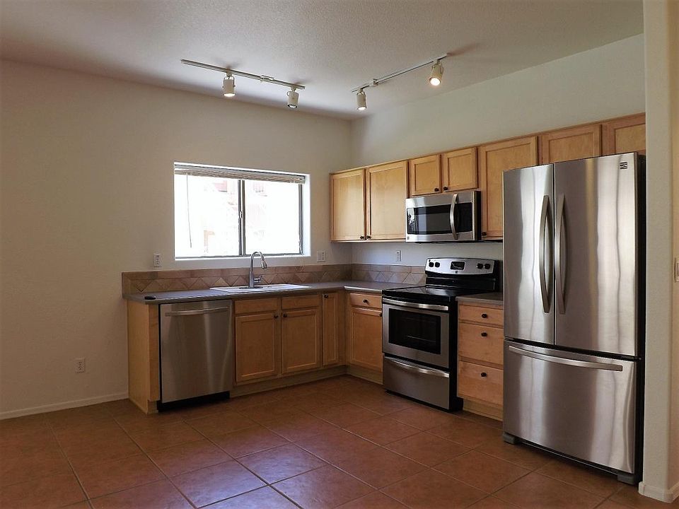 1st image of 16545 E Gunsight Dr Unit 106A