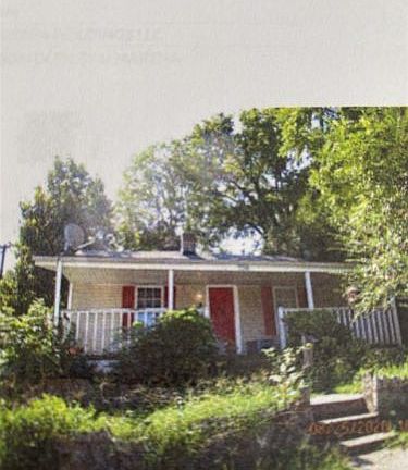 4th image of 750 Park St