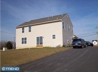 29 Hannibal Ln, Reading, PA 19605