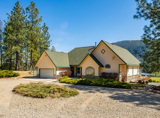 3293 China Bend Rd, Kettle Falls, WA 99141