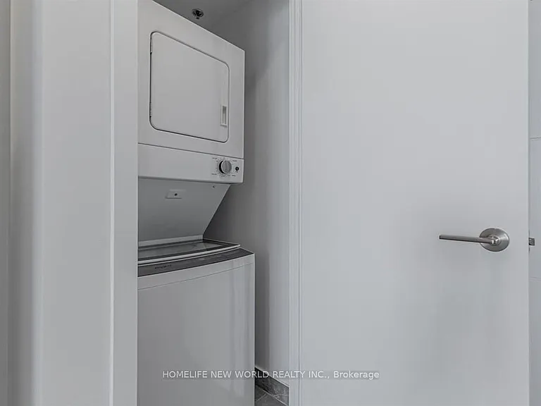 203 College St #2505 — Photo 15