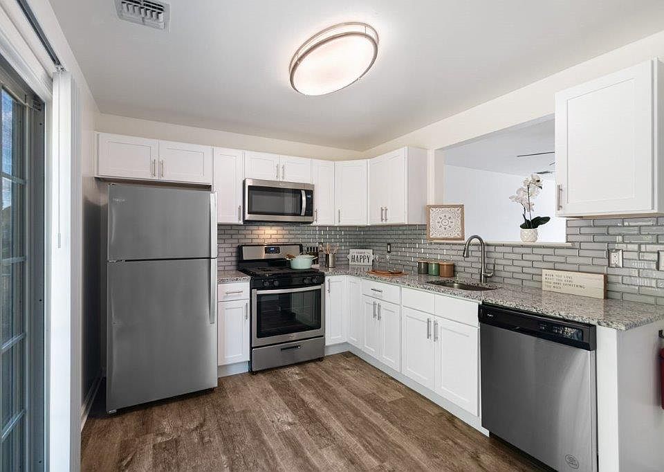 Mews at Annandale Townhomes 1 Ashwood Ct Annandale NJ Zillow