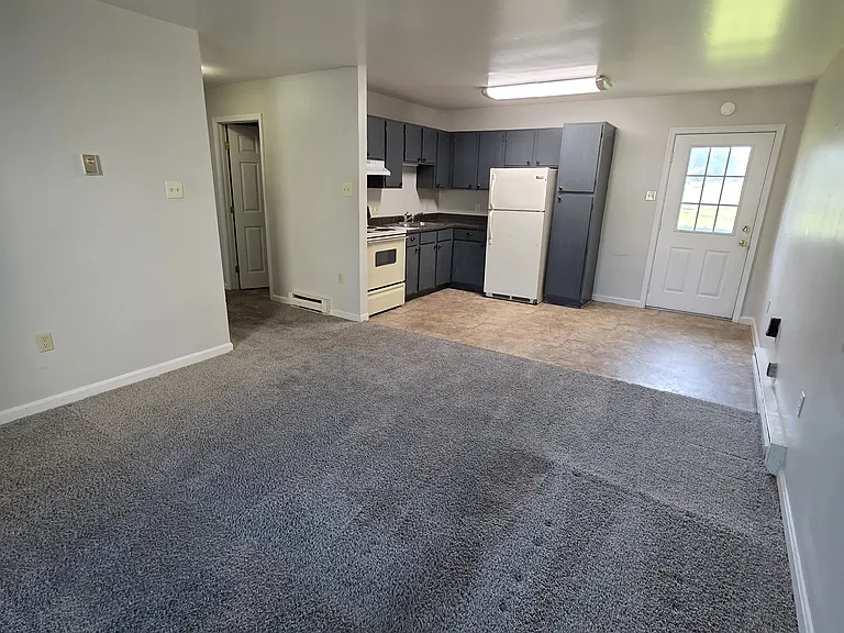 3704 Tiffany Dr #A — Photo 1