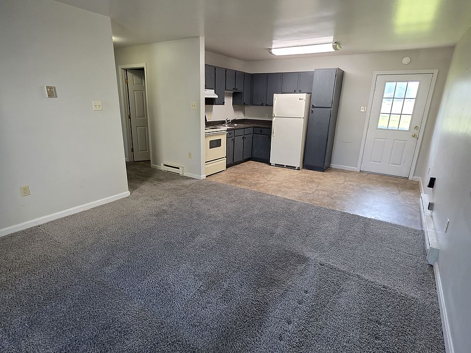 1st image of 3704 Tiffany Dr APT A