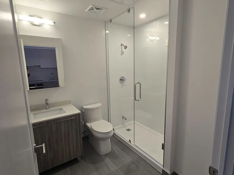 65 Broadway Ave S #1507 — Photo 6