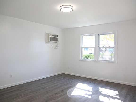 5th image of 51 Bangor St #1