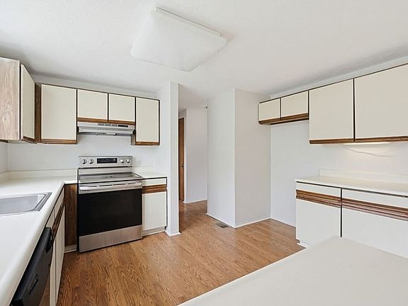 4th image of 20 Cyril St