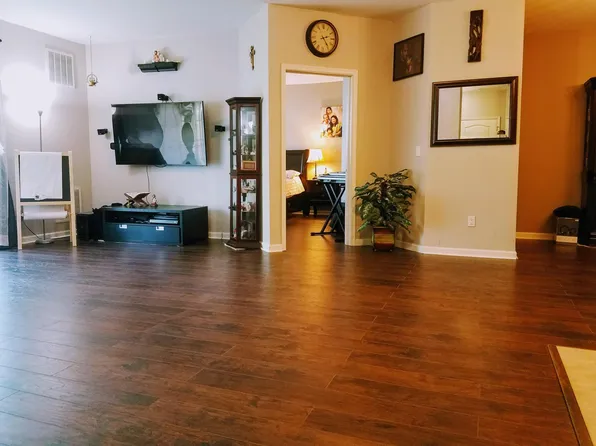 2114 Edward Stec Blvd, Edison, NJ 08837
