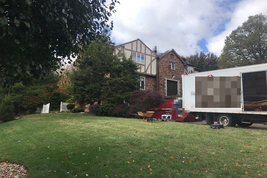 2nd image of 425 Mary Ln