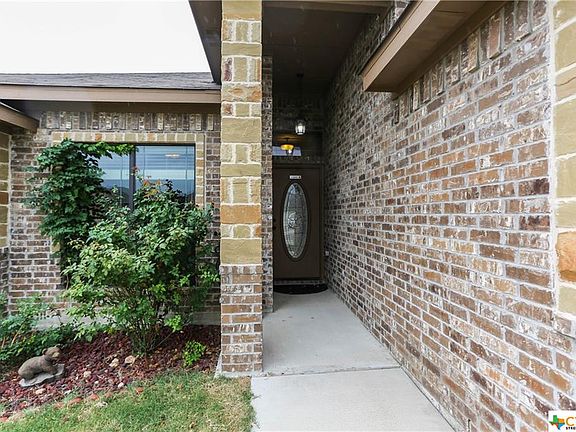 2nd image of 3441 Horizon St