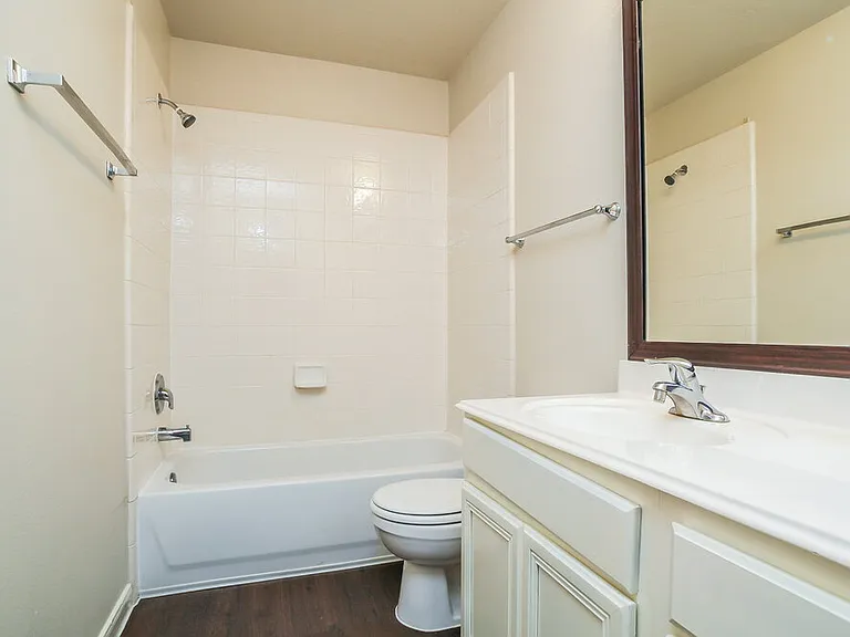 14819 Olde Manor Ln — Photo 15