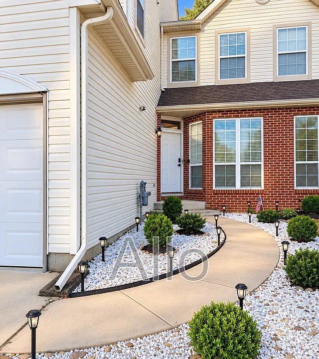 11 Redden Ct