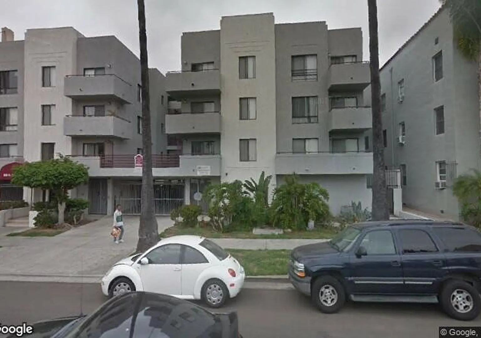 GRAMERCY APTS. — Photo 2