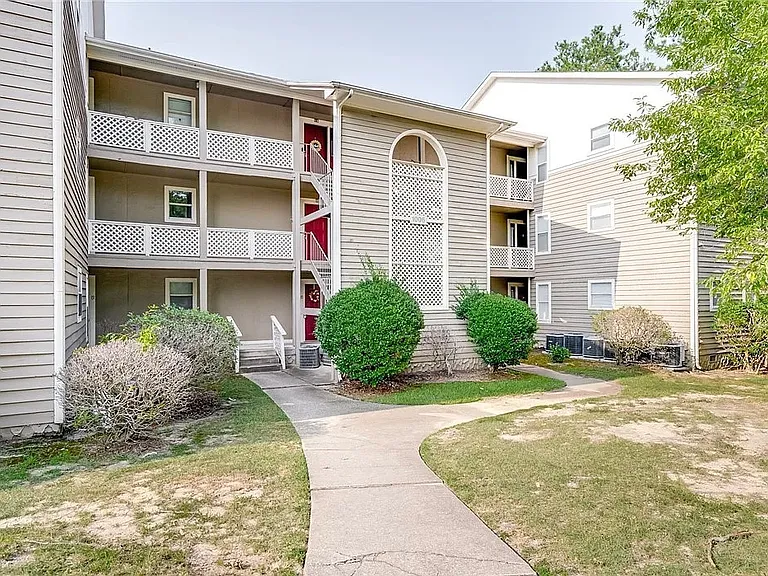 1006 Brookhollow Dr #9 — Photo 1