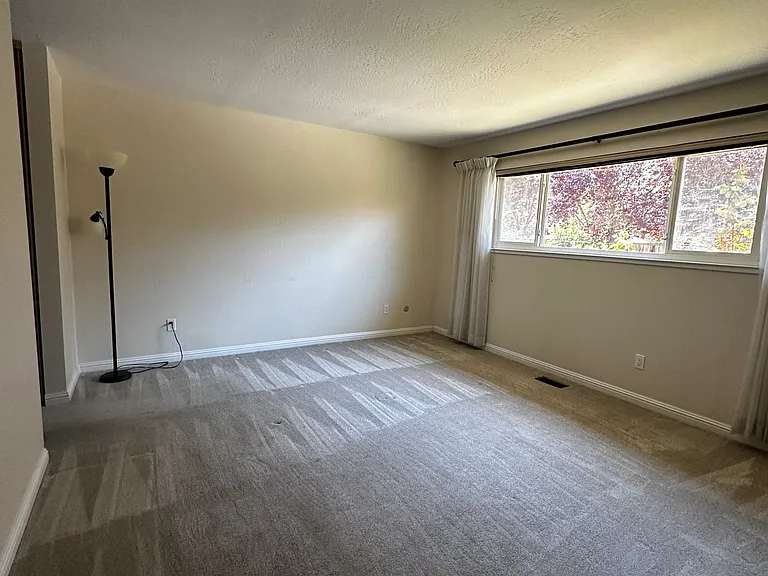2035 Dorsch Rd — Photo 16