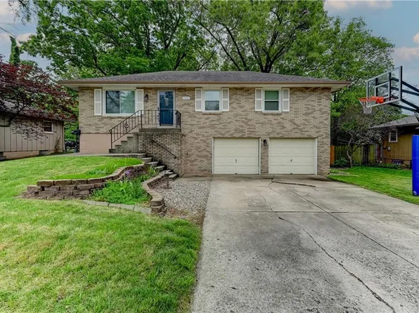 17213 E 41st St S, Independence, MO 64055