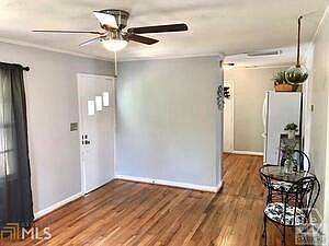 3rd image of 1145 Lavender Rd
