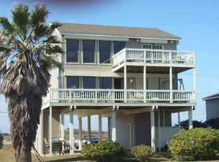 21407 Gulf Dr, Galveston, TX 77554