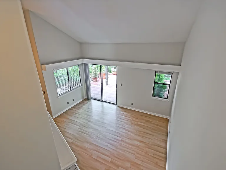 23 Coronado Ct — Photo 9