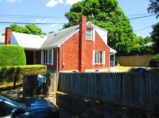 210 Norfolk St, Worcester, MA 01604