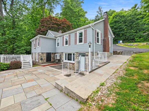 10 Holland Drive, Carmel, NY 10512