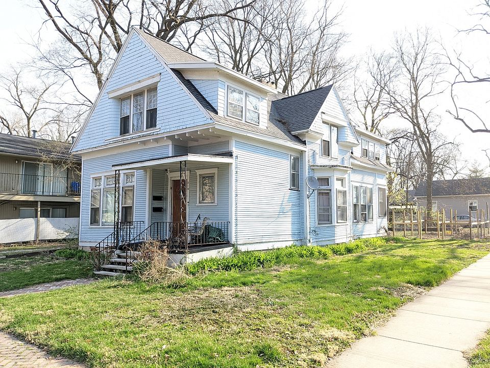 1st image of 210 S Grove St