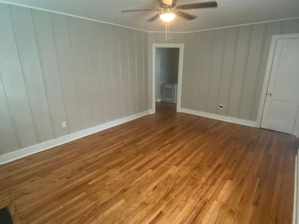 130 Oakdale Ct