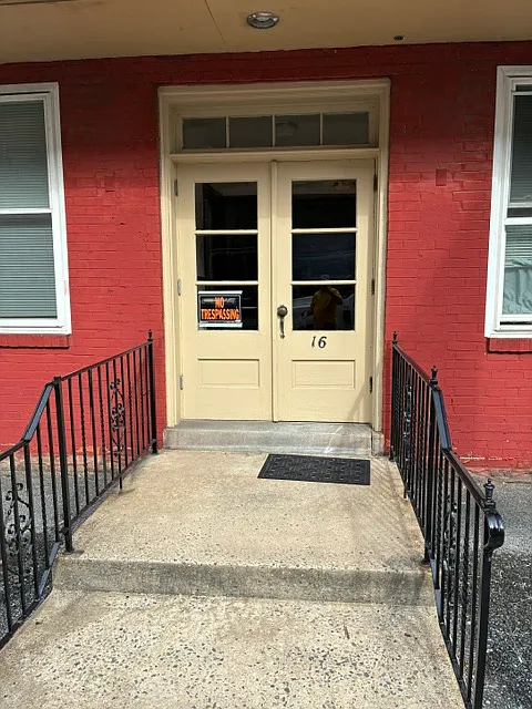 16 N State St #2