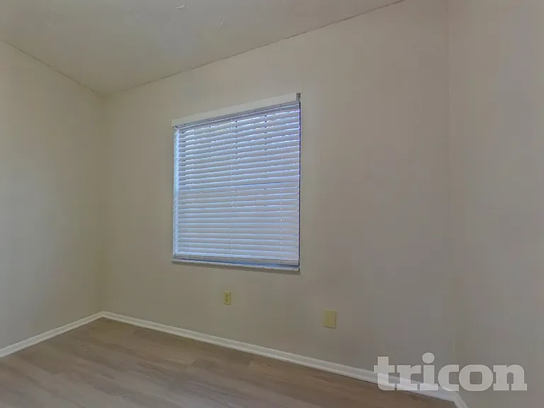 2950 Bedford St — Photo 12