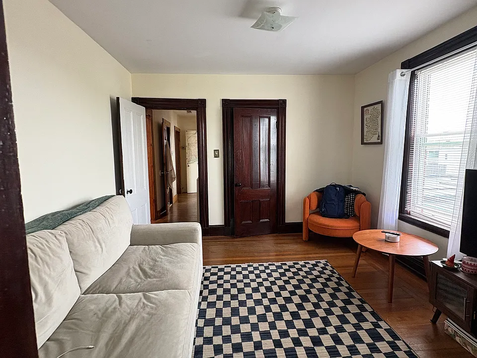 464 Somerville Ave #5