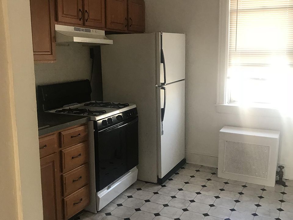 1st image of 11426 210th St