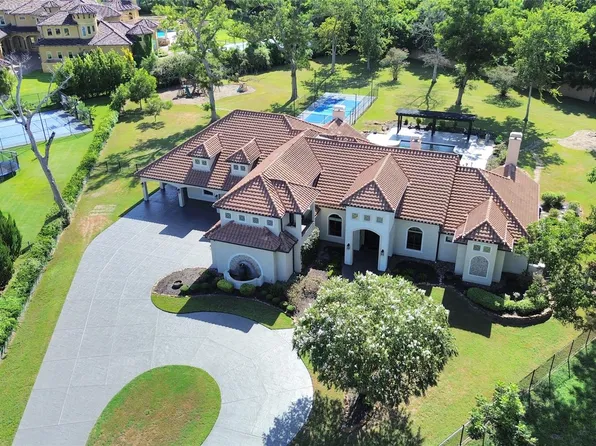 50 Golden Holw, Richmond, TX 77469