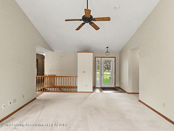 4th image of 1160 Lacosta Dr