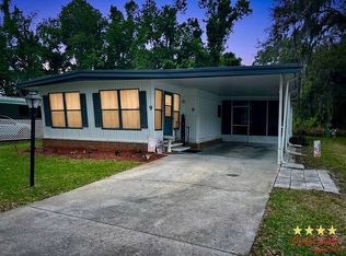 9 Kings Blvd, Leesburg, FL 34748